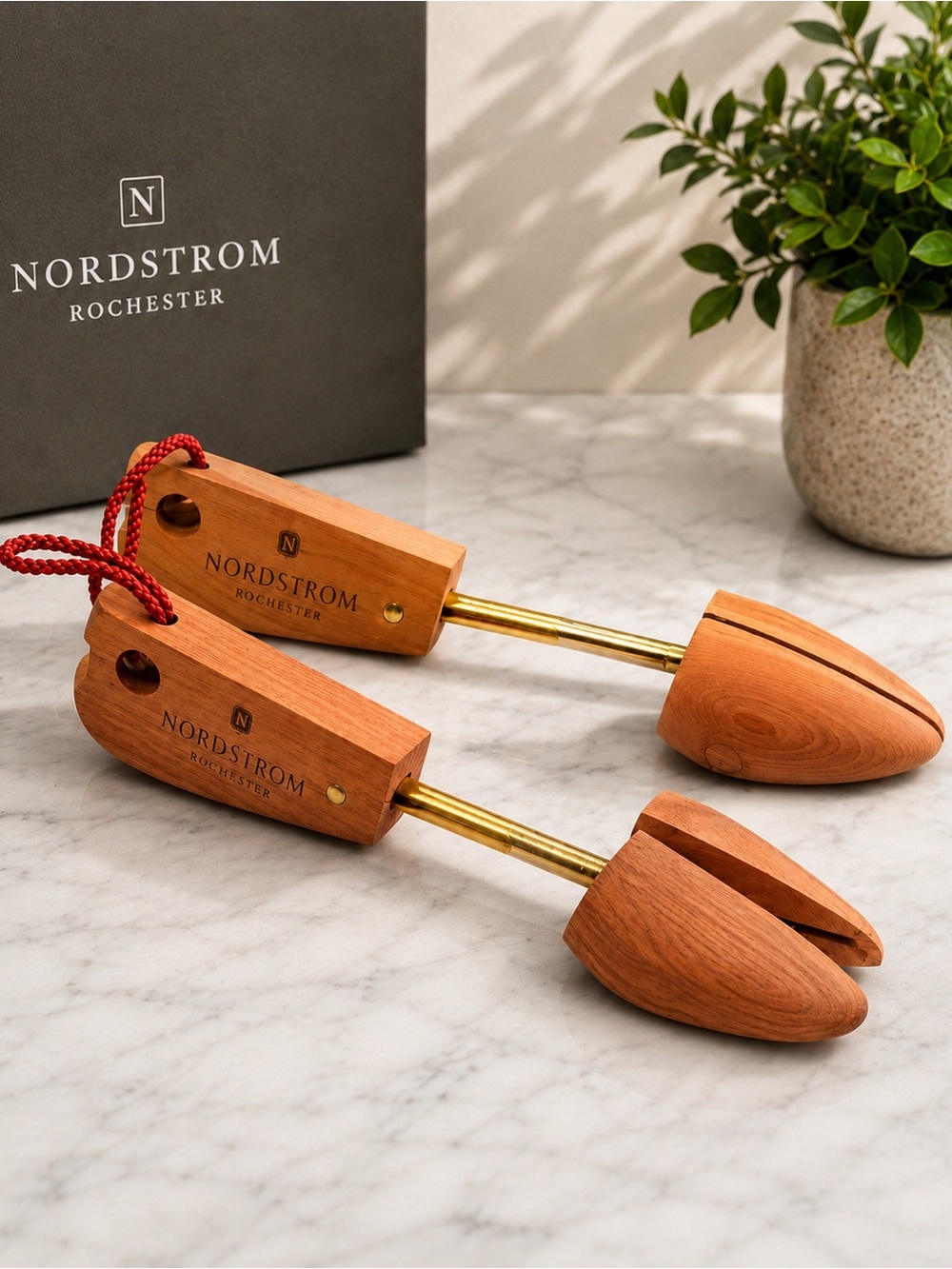 Rochester Shoe Tree Co Cedar Wooden Shoe Trees Women’s Size Medium Nordstrom